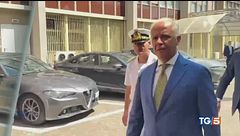 Piantedosi: "Lotta ai trafficanti di uomini è priorità"