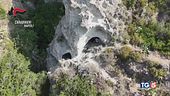 Ischia, resort abusivo ricavato nella roccia