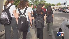 Oggi si torna a scuola, Bolzano riapre le aule