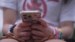 "I social creano dipendenza"