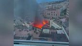 Napoli, a fuoco il teatro Sannazzaro