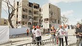 Netanyahu: "Unitevi alla guerra, fermiamoli"