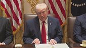 Iran, Trump prepara il colpo finale
