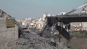 Iran, distrutto il ponte più lungo