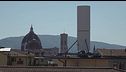 Cubi e cilindri, sfregio a Firenze