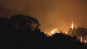 Brucia il monte Faeta, 3500 evacuati