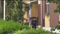 Arrestato sulla tomba del figlio