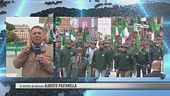 A Genova sfilano 90mila penne nere