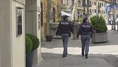 Accoltellato per rapina, è grave
