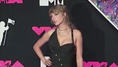 Taylor Swift, una canzone e le nozze