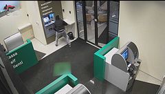 La banda degli assalti ai bancomat