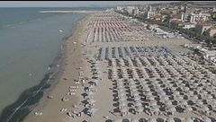 Estate di rincari, tranne i voli