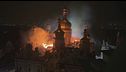 Bombe su Kiev, cattedrale in fiamme