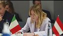 Sdegno bipartisan, "Offese indegne"