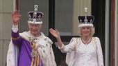 Re Carlo, addio a Buckingham Palace