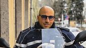 Agente morto a Milano, a casa l'arrestato