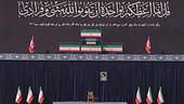 Khamenei, folla oceanica ai funerali