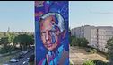 Armani, il murale della discordia