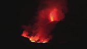 Etna in eruzione, voli dirottati