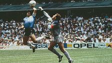 "Mano de Dios", il pallone all'asta