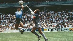 "Mano de Dios", il pallone all'asta