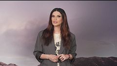 Laura Pausini, omaggio a Raf
