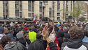 Francia, scontri a Parigi e Lione