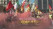"Blocchiamo tutto", allerta cortei