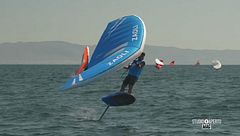 Lo spettacolo del wing foil