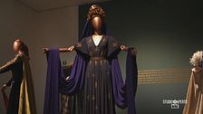 Abiti da regina in mostra