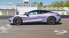 Denza Z Spider, un bolide completamente elettrico di eleganza e sportività