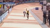 Van Aert, vittoria con dedica speciale