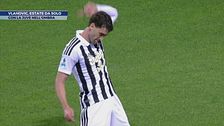 Vlahovic, estate da solo