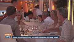 Vacanze di lusso a Saint Tropez, dove due lettini costano 800 euro al giorno