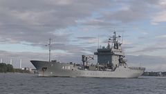 Flotta russa da oltre 48 ore nel Tirreno, Nato in allarme