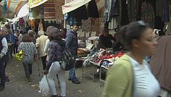 Chiudono le aziende del made in Italy, boom di quelle dei migranti