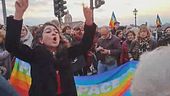 L'iraniana Leila spiazza il corteo della pace e mette a tacere la sinistra