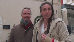 Il tribunale, "allontanare la madre e separarla dai figli"