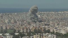 L'Iran mina lo stretto, "conseguenze mai viste", sfida su Hormuz