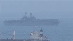 Ancora raid, ucciso portavoce dei pasdaran, minaccia di Khamenei