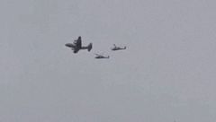 L'Hercules a bassa quota, forze speciali e armi letali in pancia