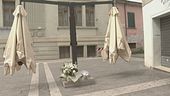 Chiede di non lanciare bottiglie, picchiato muore davanti al figlio