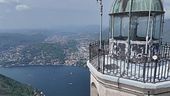 Spento da 2 anni, guerra tra i comuni di Como e Brunate sul faro voltiano