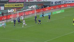 Vittoria a Verona e secondo posto, il Milan aggancia il Napoli