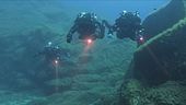 Tragedia delle Maldive, così i sub sono morti nella grotta degli squali
