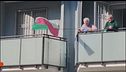 Ha sventolato il tricolore ai Pro Pal, ora Claudia è "Nonna Patria"