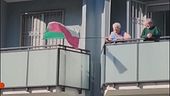 Ha sventolato il tricolore ai Pro Pal, ora Claudia è "Nonna Patria"