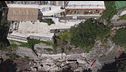 Crollano i massi a Positano, frana e paura sulla costiera amalfitana