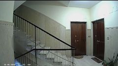 Napoli, sopralluogo dei ladri nei palazzi a mappare serrature