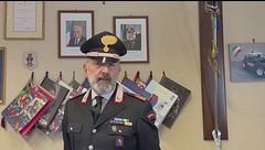 Quattordici anni e una vita tra vandalismi, rapine, evasioni e minacce